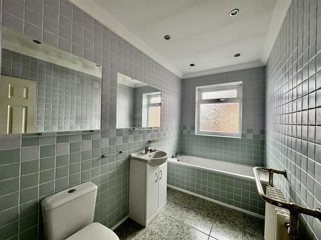Apartment in Manchester - View 4