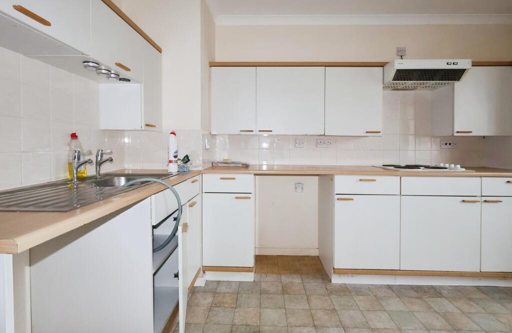 Regal Court, Bancroft, Hitchin photo 3