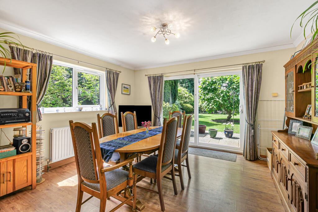 House in Twickenham - More