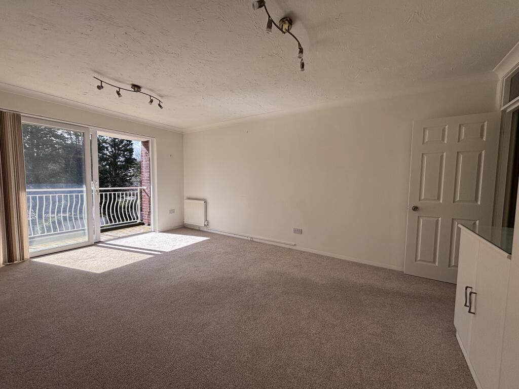 Additional image 16 of Lindsay Road, Westbourne