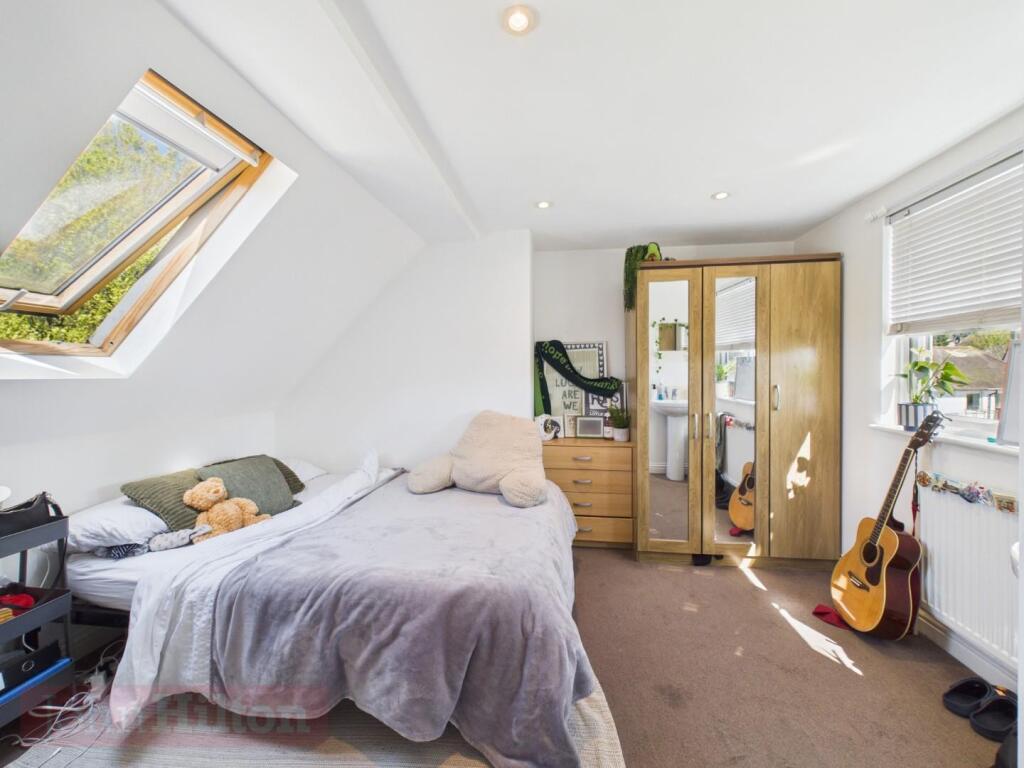 House in Brighton, Coldean - More