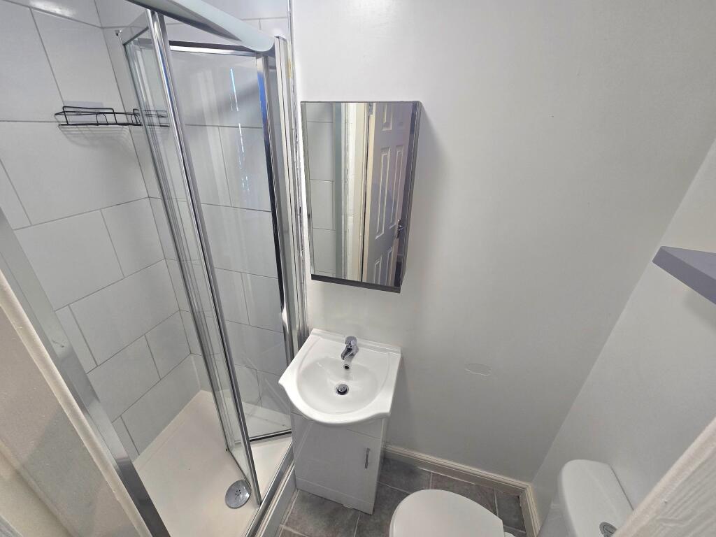House in Stockton-on-Tees - More