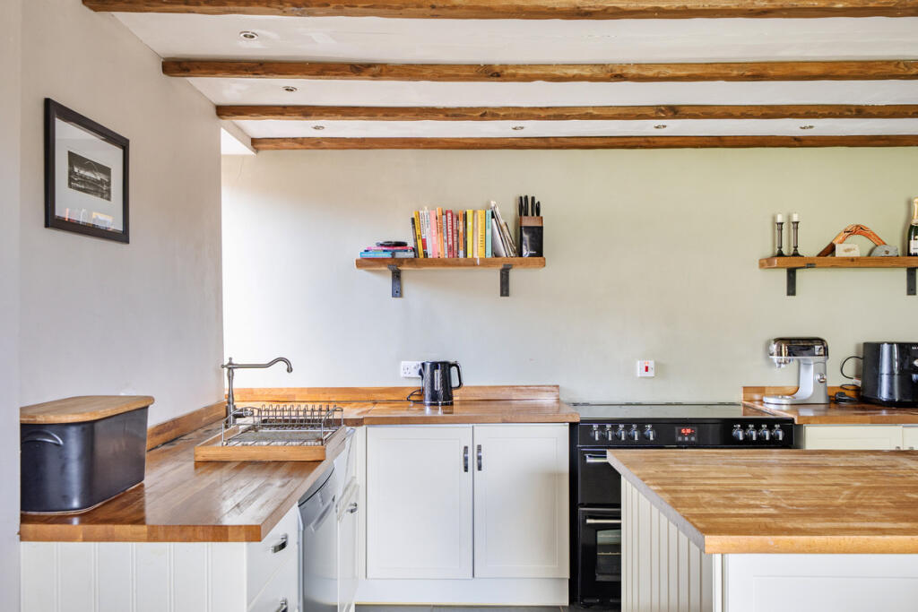 Frampton End Road, Bristol, BS36 photo 5
