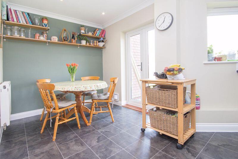 Wickham Court, Totton photo 4