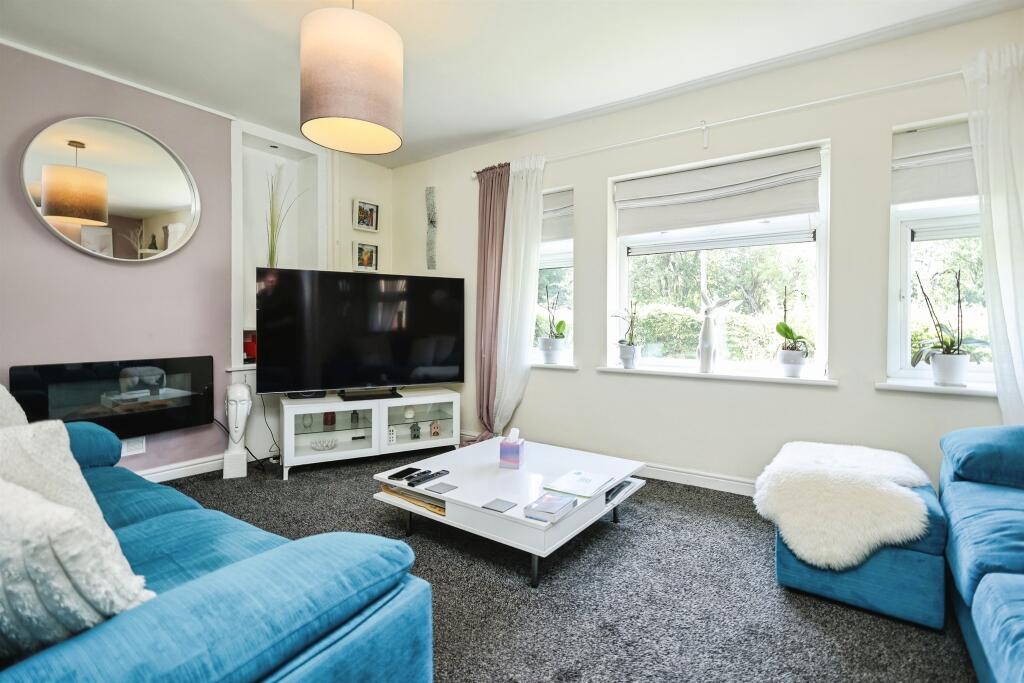 House in Birmingham, West Midlands - View 3