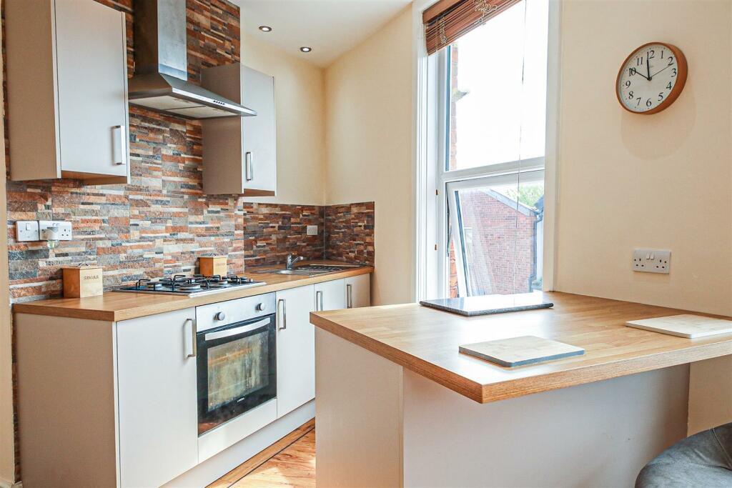 Apartment in Sefton, Meols Cop - View 4