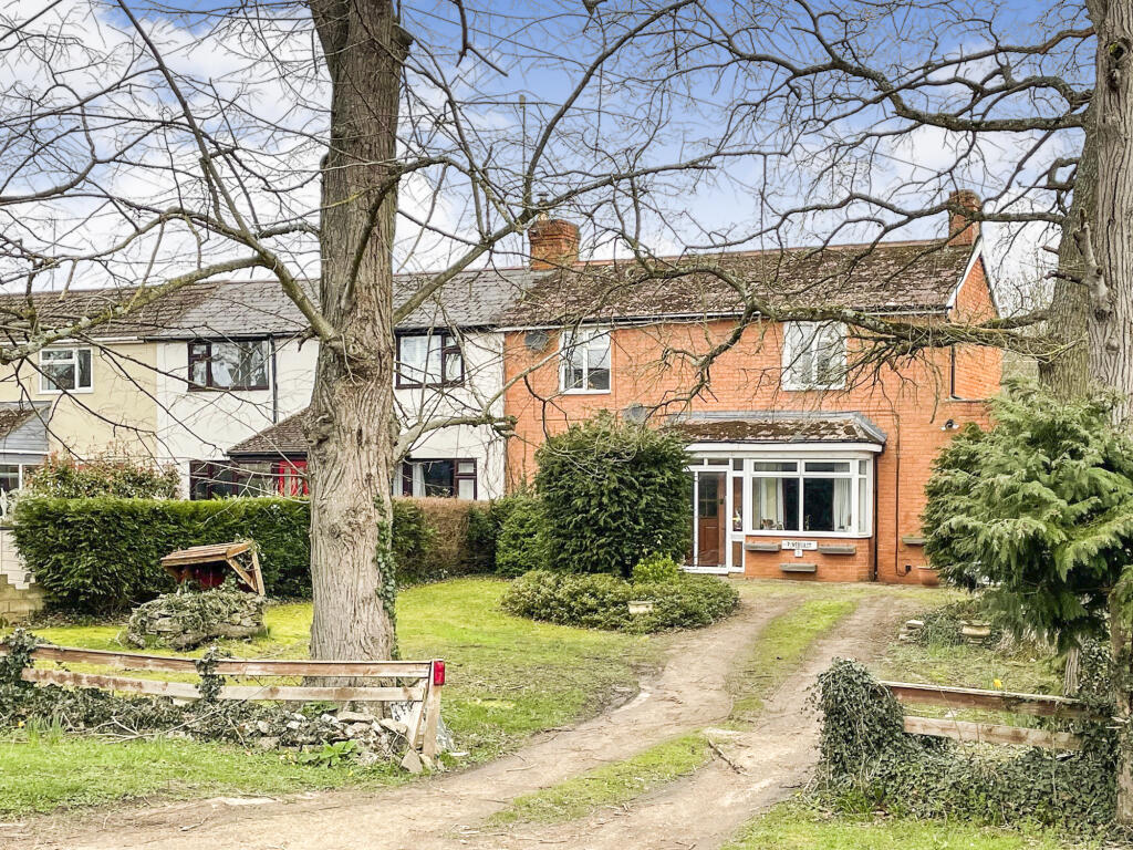 3-bed terraced on Pinehurst Cottages, Thornhill Road, Swindon, SN3, £425,000