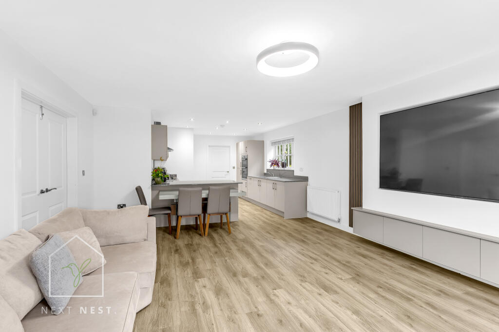 House in Rochdale, Shawfield - View 4