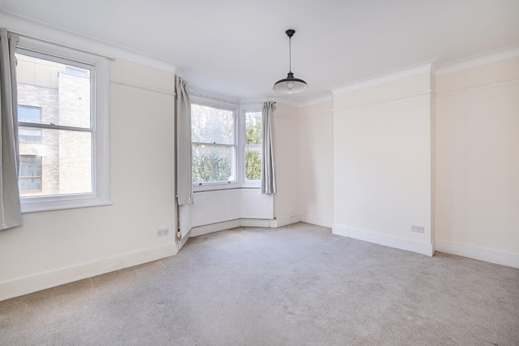 Apartment in London - View 2