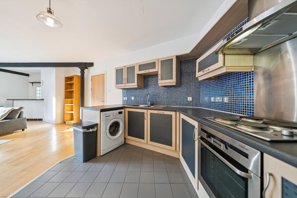 Apartment in Glasgow - More