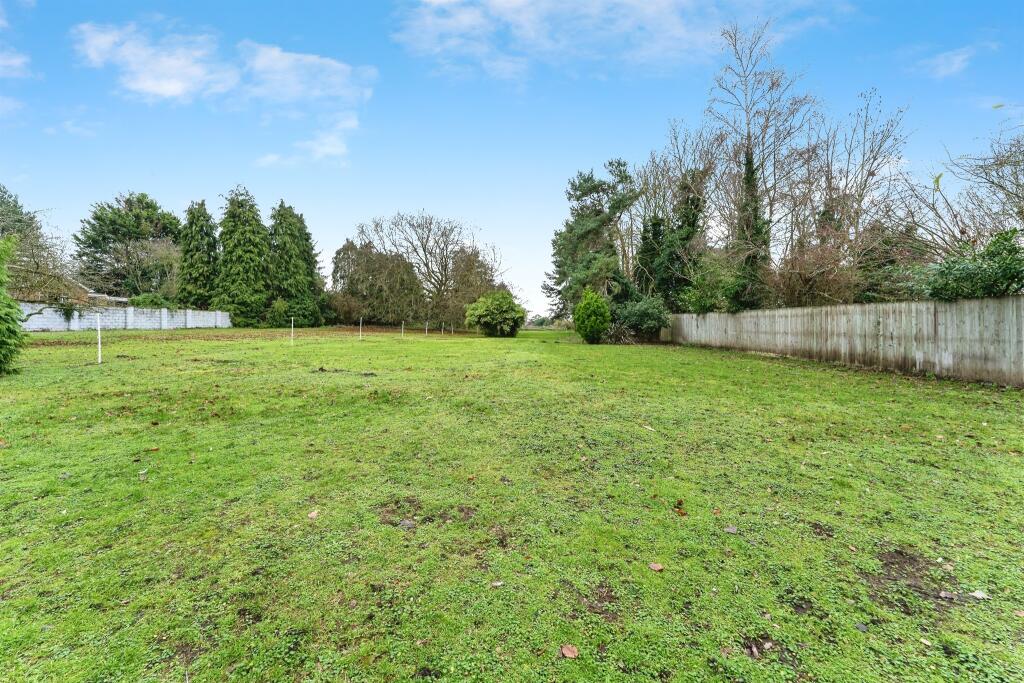 Maids Cross Hill, Lakenheath, Brandon photo 2