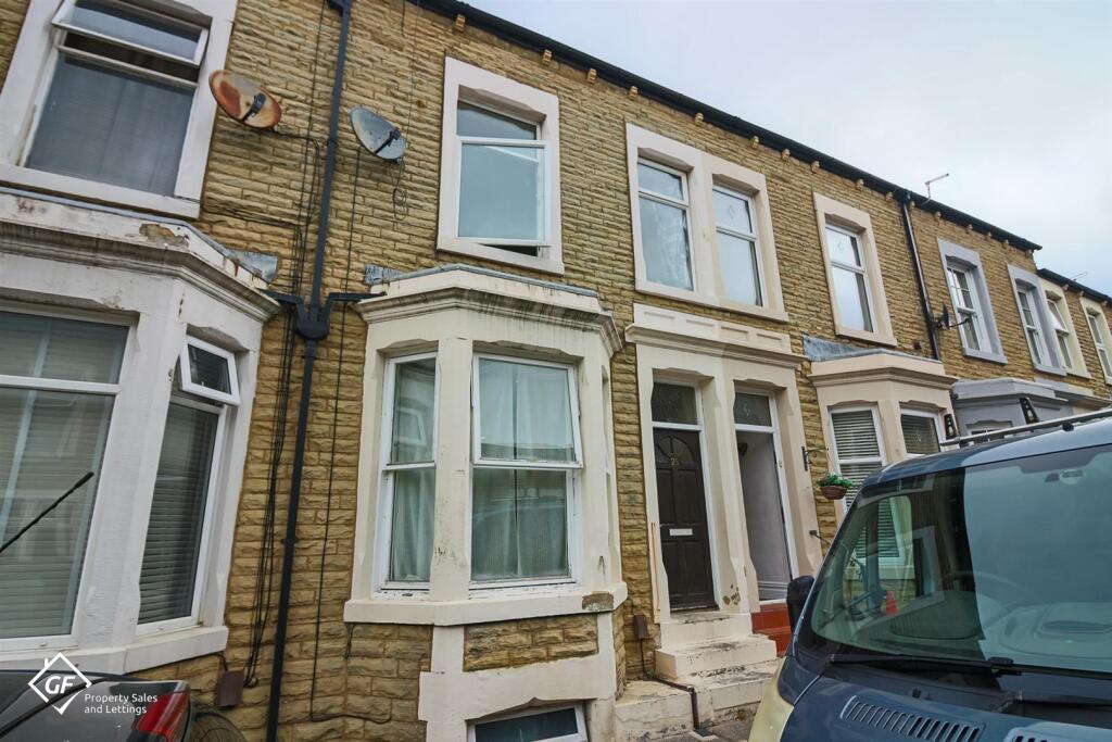2-bed terraced on 22 Rosebery Avenue, £139,950