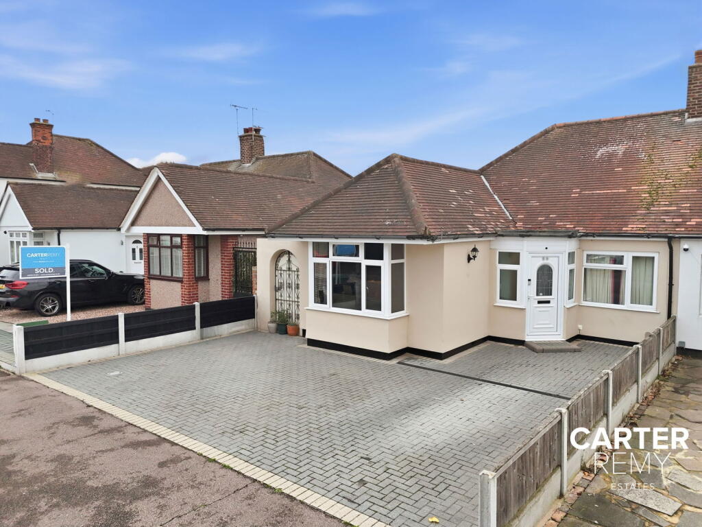 Main image of property: Heathview Road, Grays, RM16