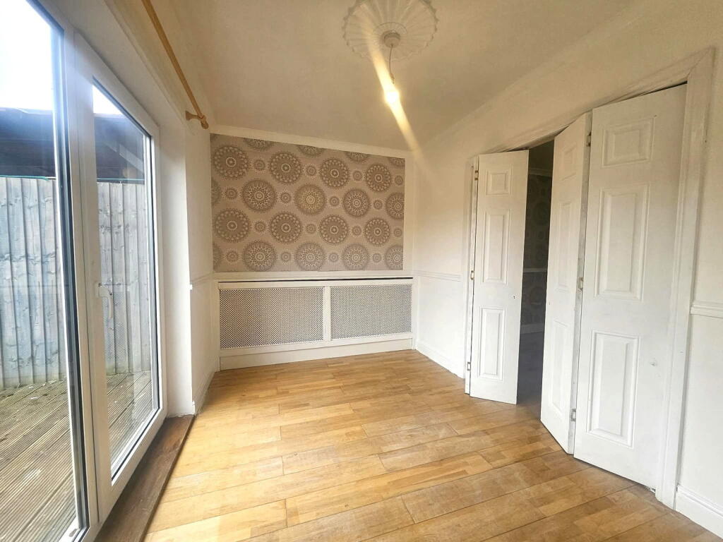 House in Northampton - View 5