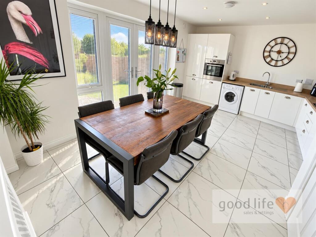 House in Sunderland - View 4