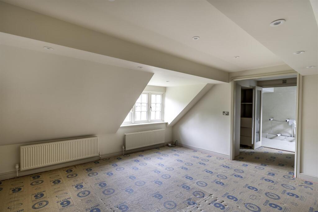 House in Rotherham, Whiston - More