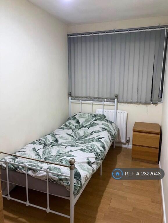 Main image of property: Speedwell Place, Conniburrow, Milton Keynes, MK14