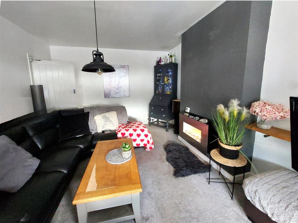 House in Oadby and Wigston, South Wigston - View 2