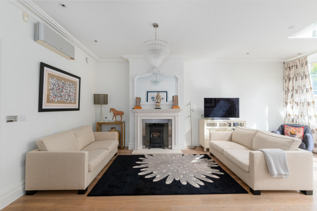 House in London - View 4