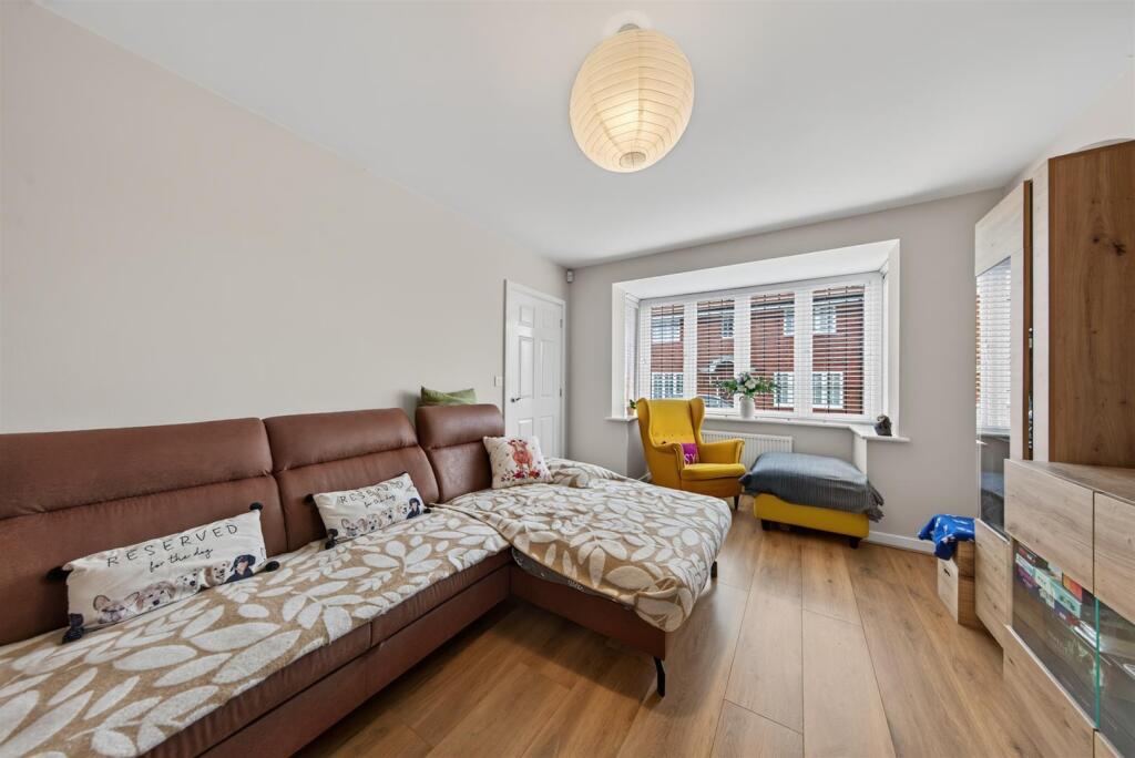 House in Boughton - View 4