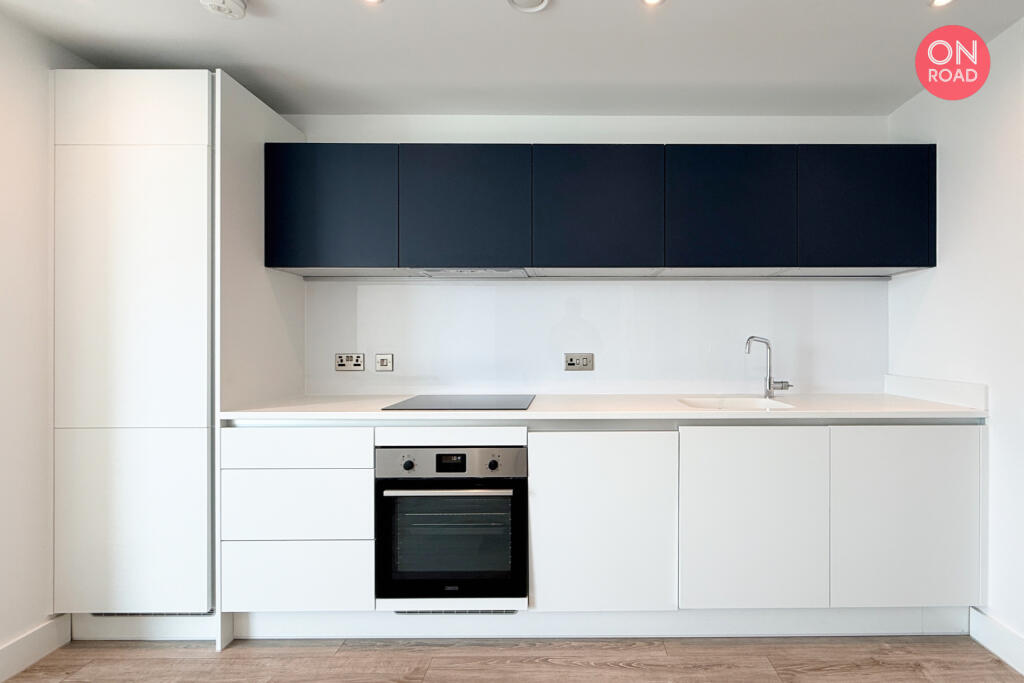 Apartment in Manchester - View 5