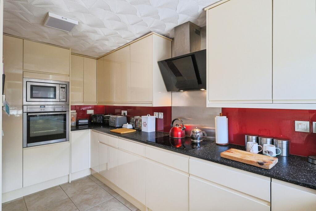 Brinsop Square, Manchester, Greater Manchester, M12 photo 2