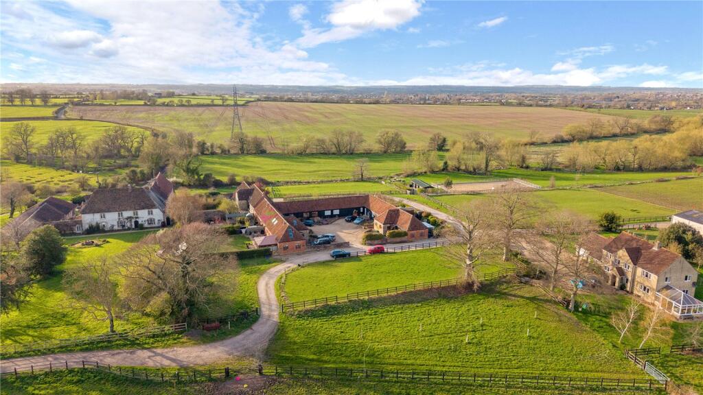 Additional image 14 of Courtyard Barns, Brook Hall Farm
