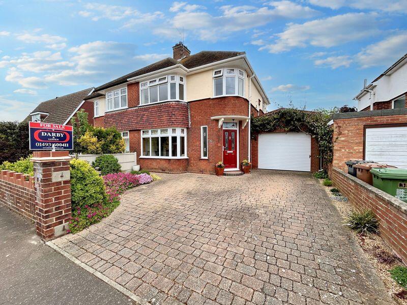 3-bed semi-detached on Victoria Road, Gorleston, £390,000