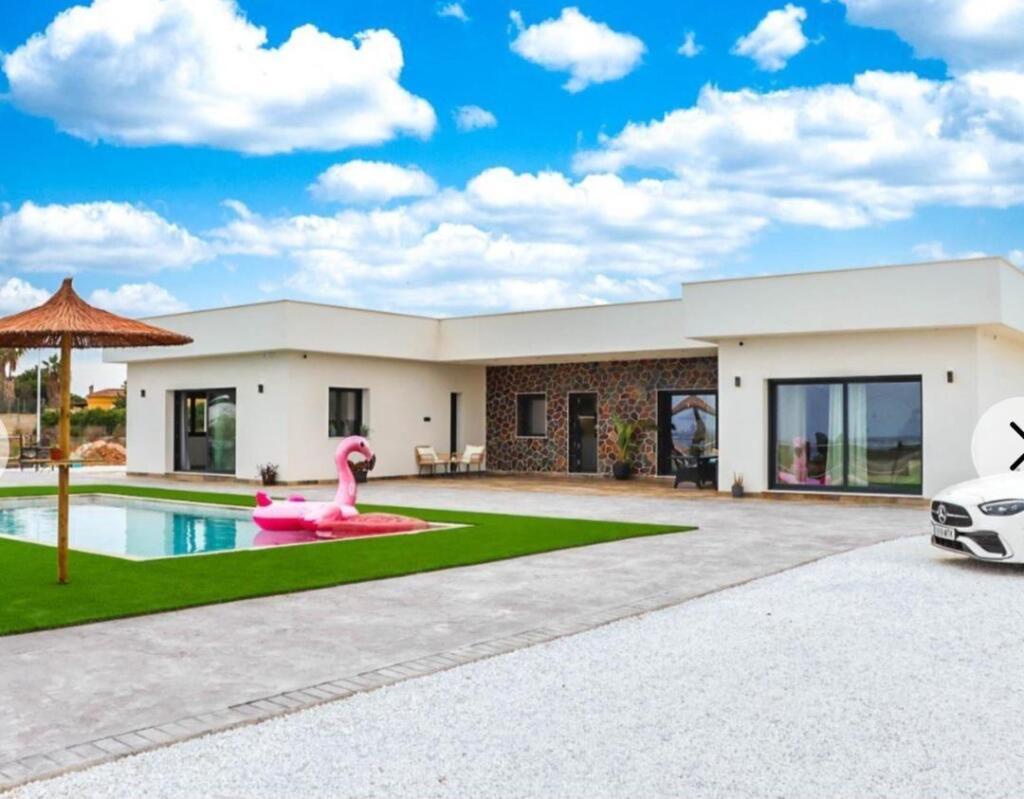 Main image of property: Valencia, Alicante, Los Montesinos