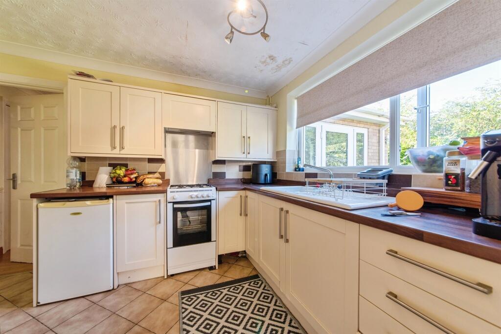 House in Peterborough - View 4