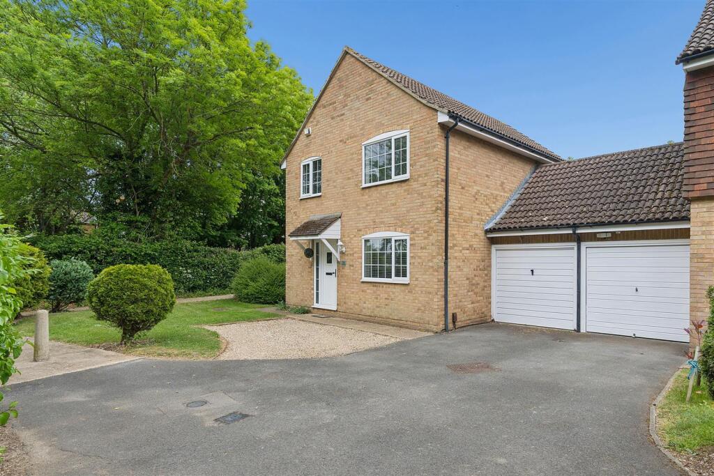 Main image of property: Seven Acres, New Ash Green