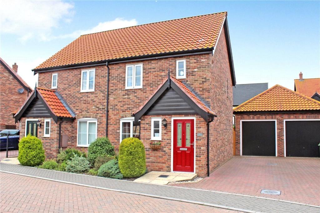 Main image of property: Nelson Close, Poringland, Norwich, Norfolk, NR14