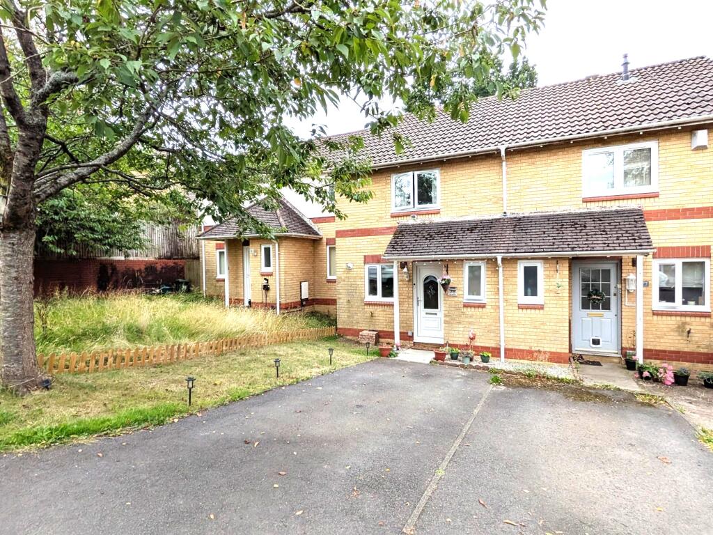 Main image of property: Clos Myddlyn, Beddau, Pontypridd