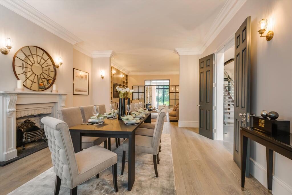 House in London, Brondesbury Park, Brondesbury - View 2