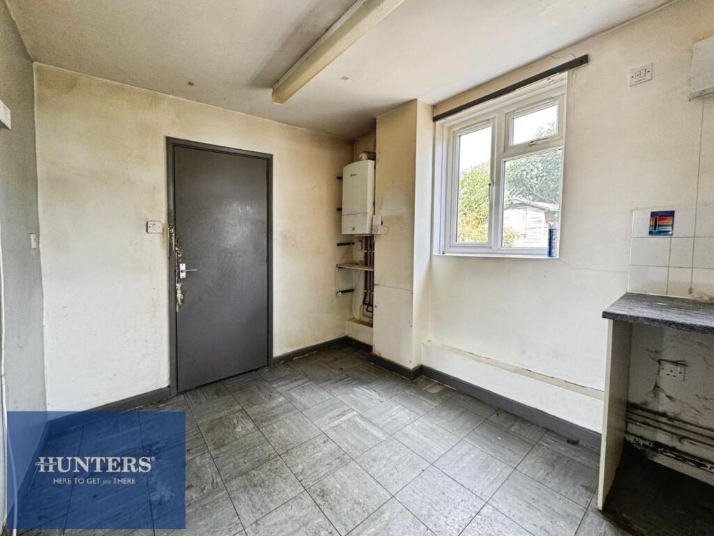 House in Chesterfield, Brimington Common, Brimington - View 5