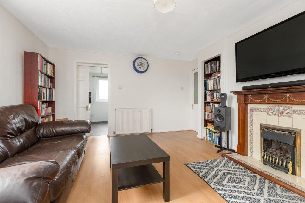 Apartment in Edinburgh - View 2