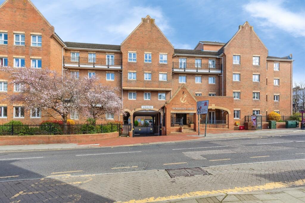 Main image of property: High Street, Chatham