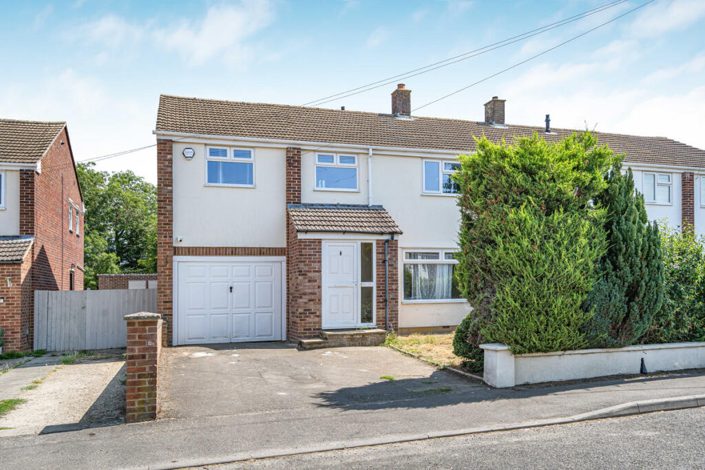 Main image of property: Wise Avenue, Kidlington, OX5