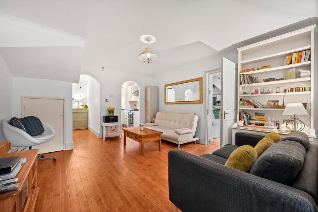 Main image of property: Storers Quay, 
Cubitt Town, E14