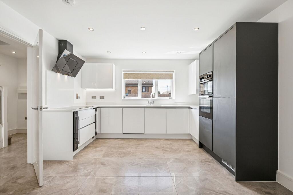 House in Milton Keynes - View 2