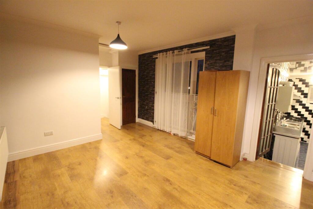 Main image of property: Windmill Court, Grosvenor Park Rd, Walthamstow E17