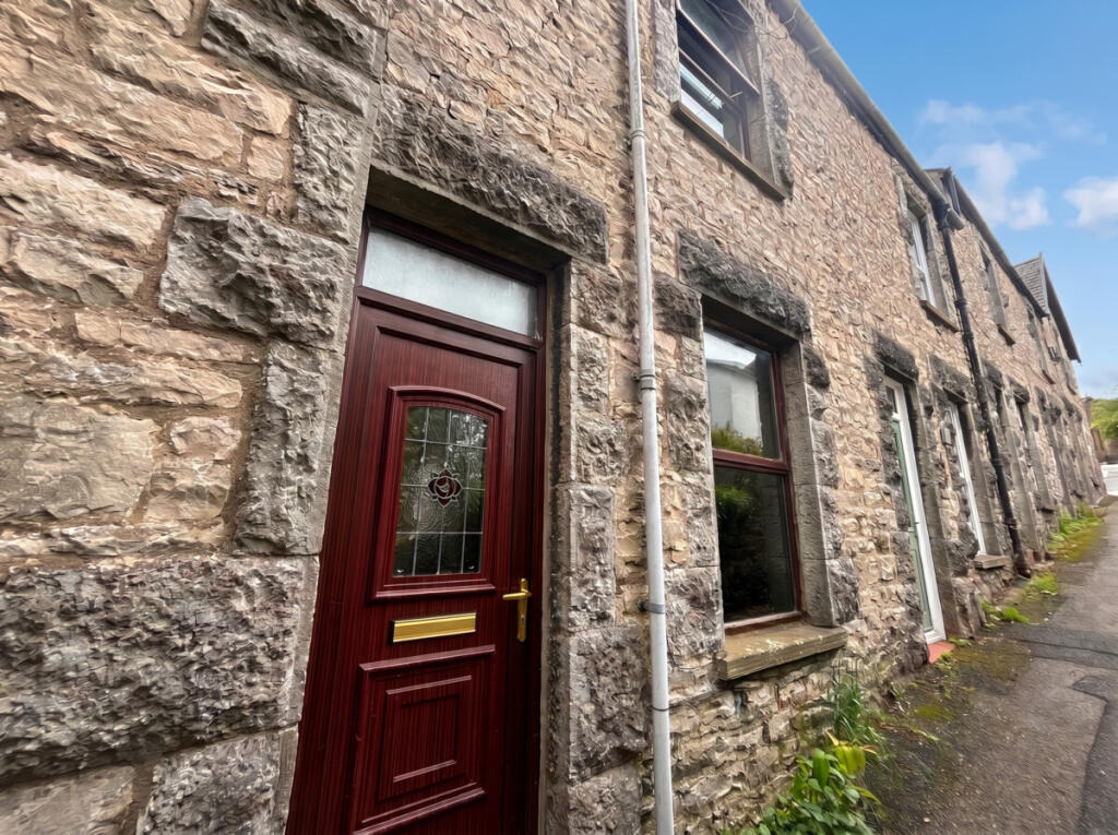 Main image of property: Arnside, Carnforth, LA5
