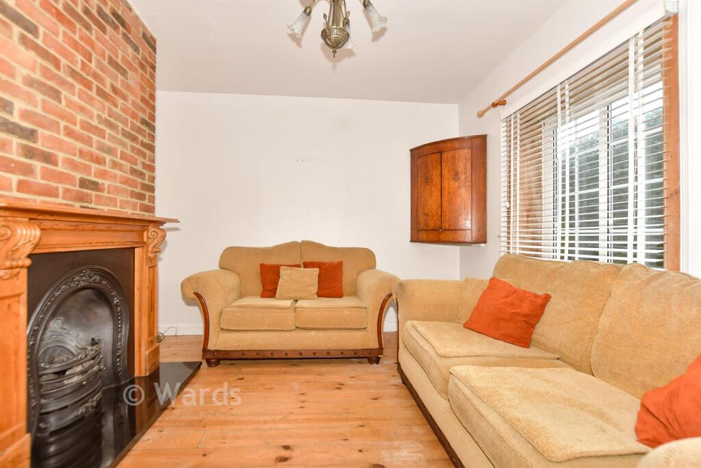 House in Dover - View 5