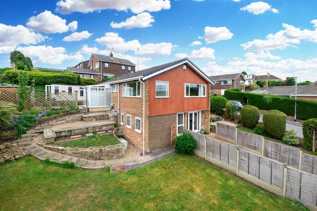Main image of property: Beechwood, Woodlesford, Leeds