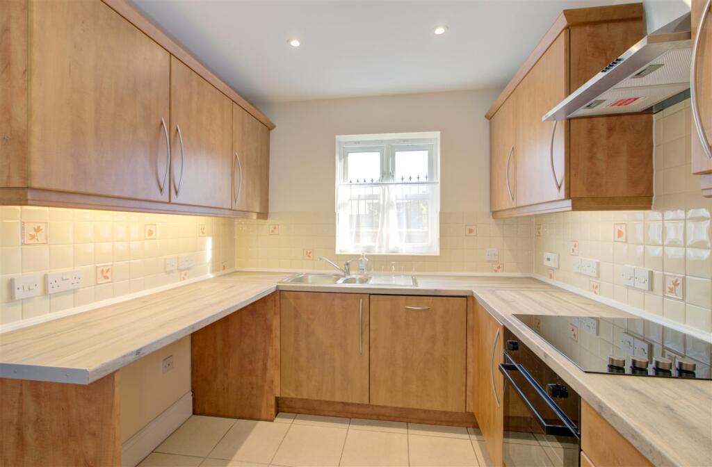 House in Malmesbury, Wiltshire - View 4