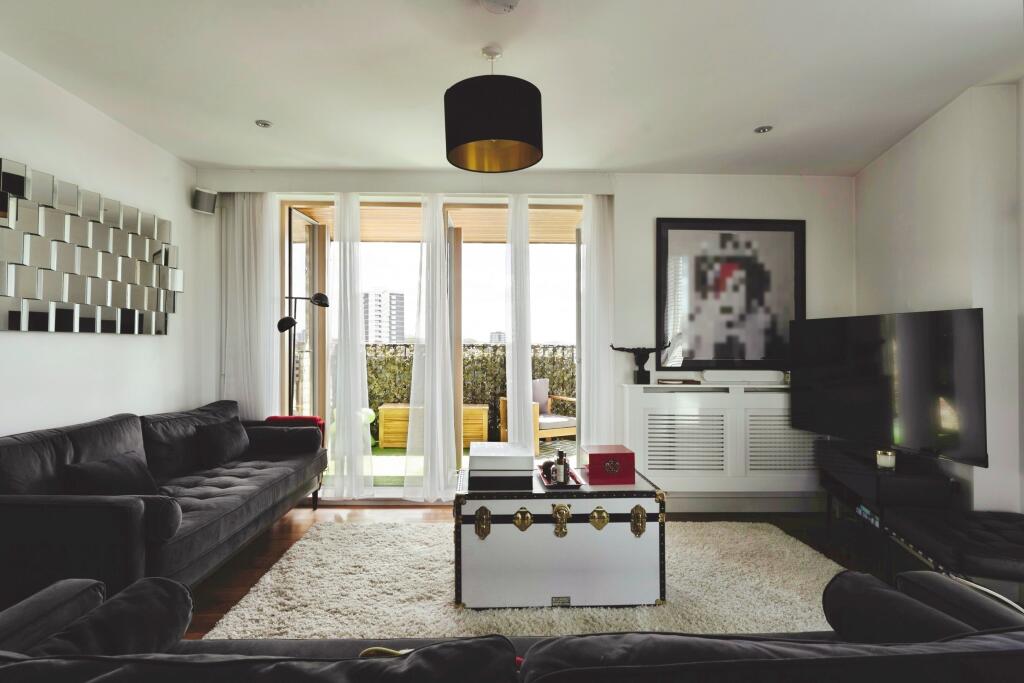Apartment in London - More
