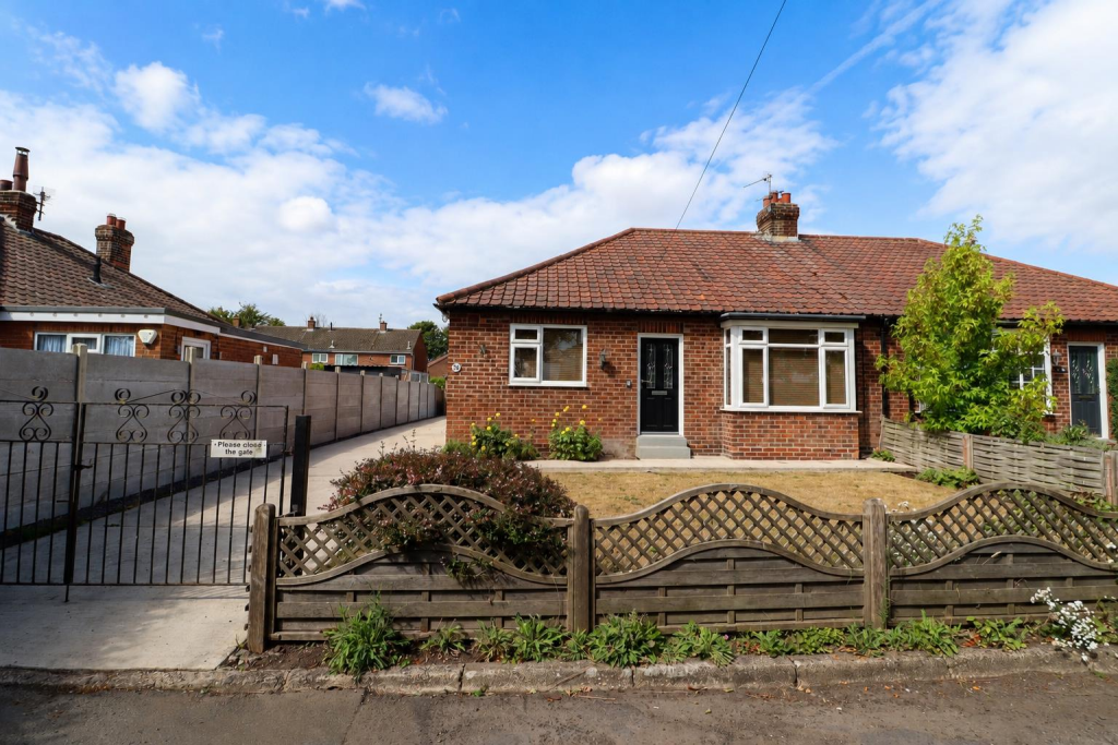 House in York, Holme upon Spalding Moor