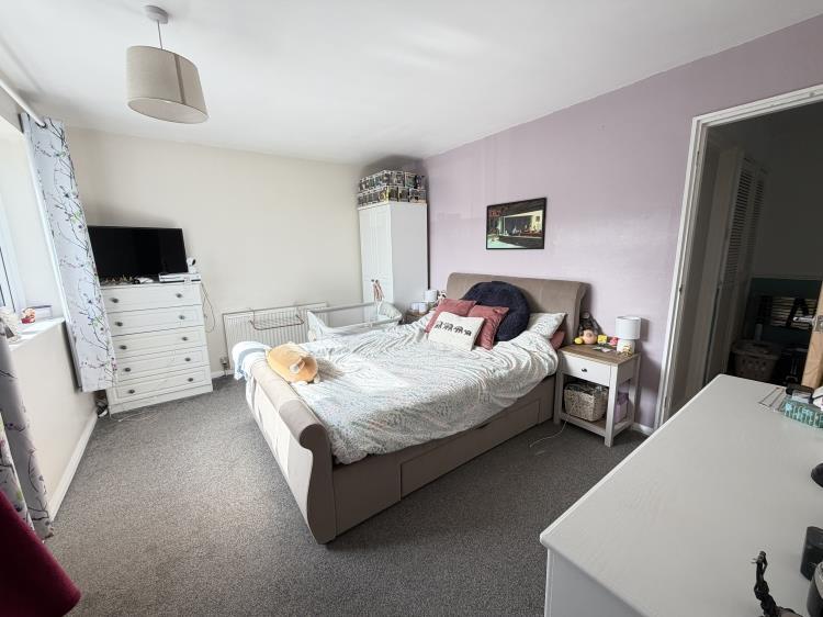 House in Felixstowe, Grange Farm - View 5