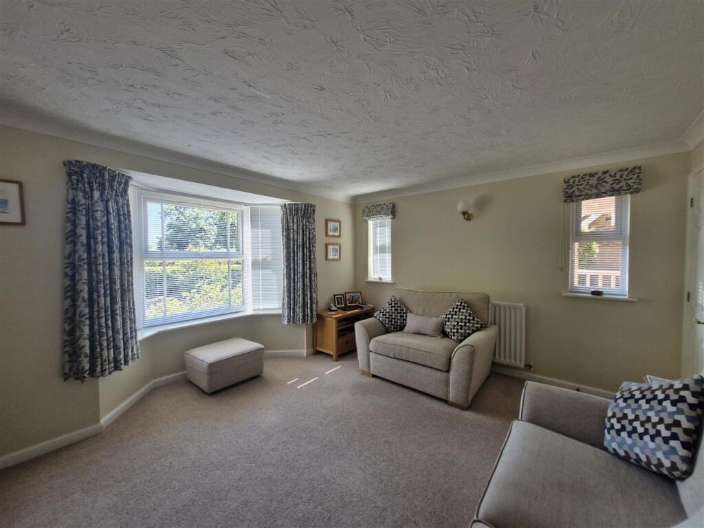 House in Lugwardine, Herefordshire - View 5
