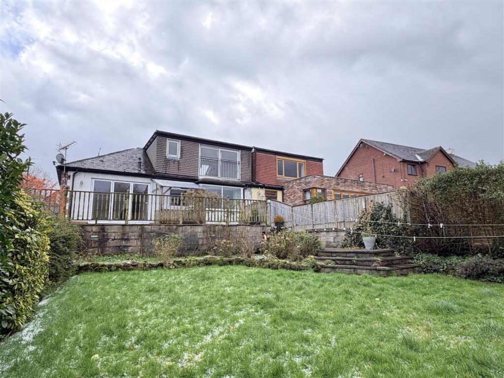 House in Staffordshire Moorlands, Leek